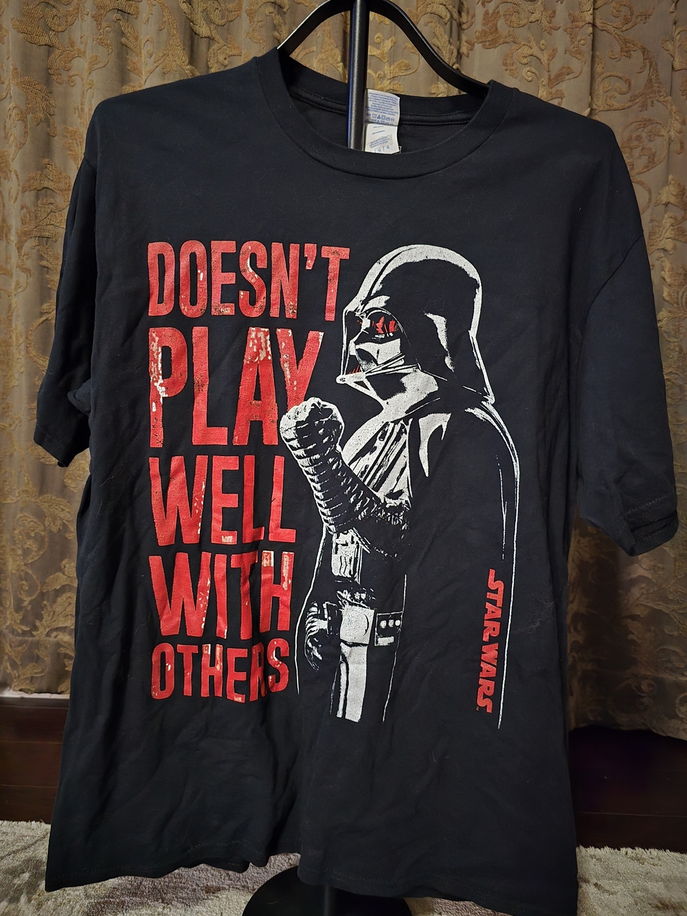 Star Wars Black Darth Vader Graphic Tee - 'Doesn't Play Well With Others'